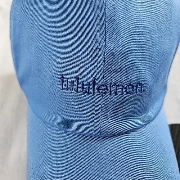 Lululemon Classic Unisex Ball Cap POOL/GLCT Blue Size S/M - Picture 2 of 6